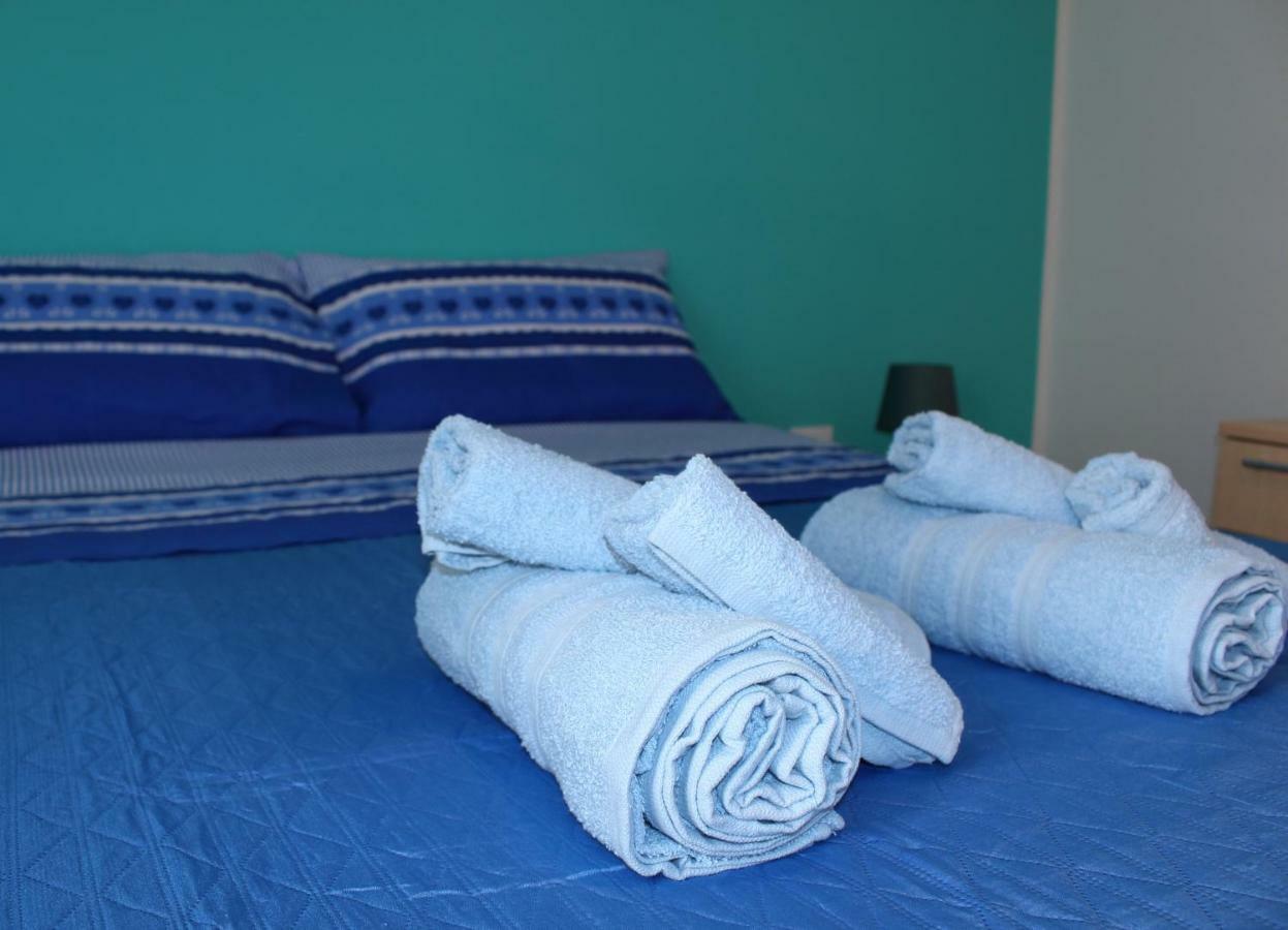 Ferienwohnung Mareblu Scilla Exterior foto